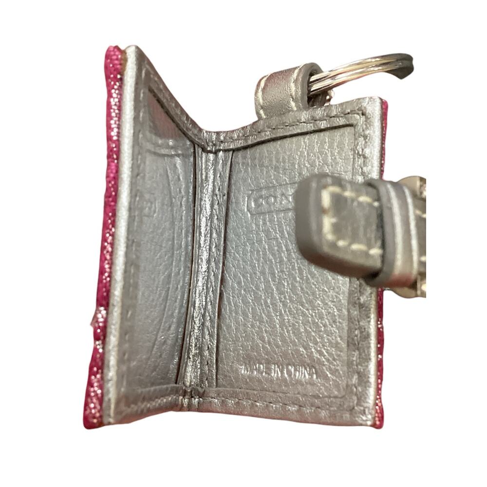 NWT VTG Coach Signature Picture Frame/Key Chain Can Fit 2 Minature Pictures Pink - Picture 4 of 5